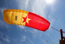 Street Star in 4m² von Born Kite